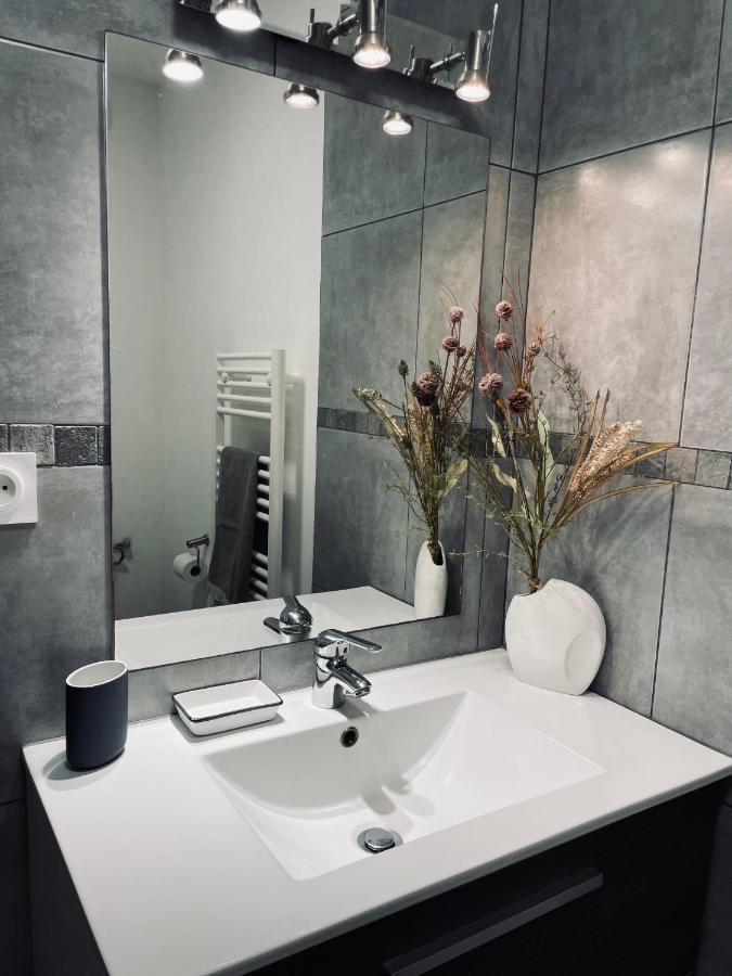 T2 Calme Avec Vue Mer Et Borne De Recharge Sur Demande Bastia  Ngoại thất bức ảnh